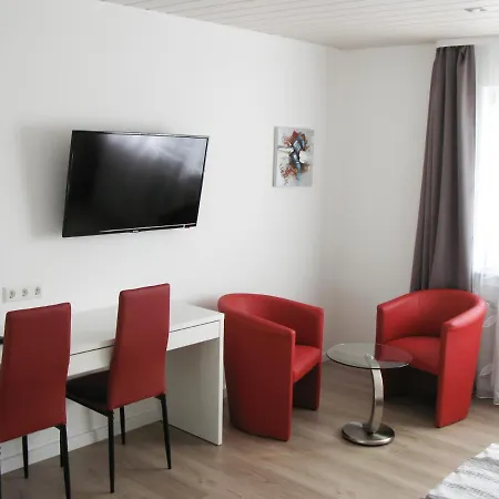 Murgtal מלון ראסטאט